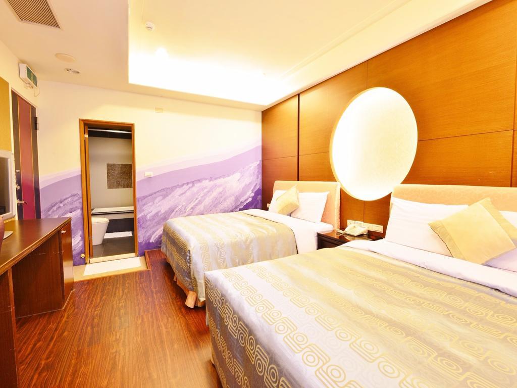 Tranquil Sea Vacation Hotel Kenting Bagian luar foto