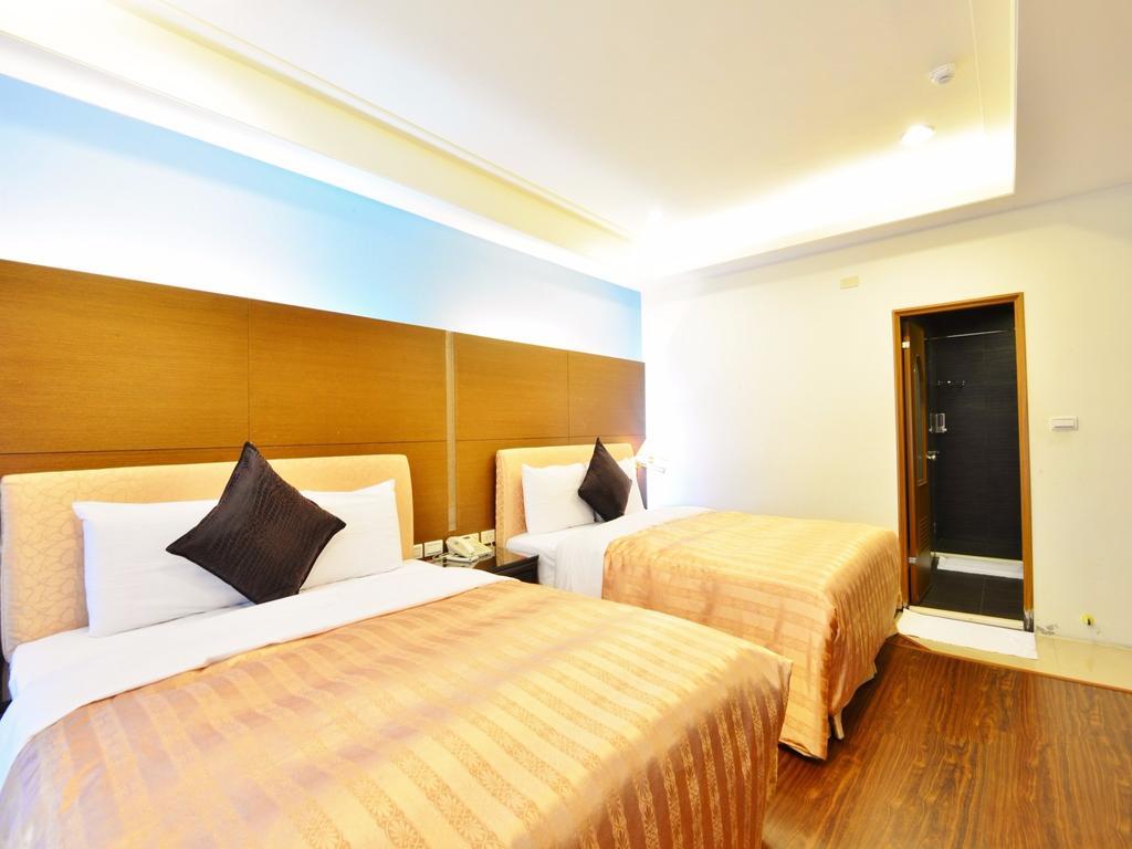 Tranquil Sea Vacation Hotel Kenting Bagian luar foto