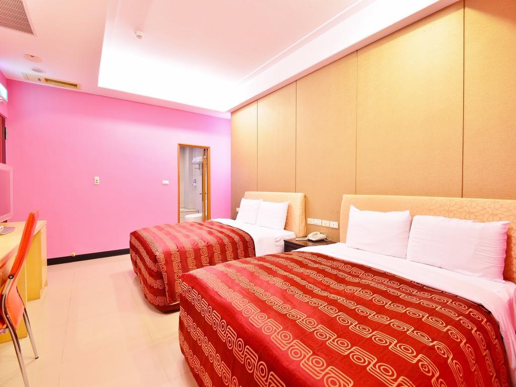 Tranquil Sea Vacation Hotel Kenting Bagian luar foto