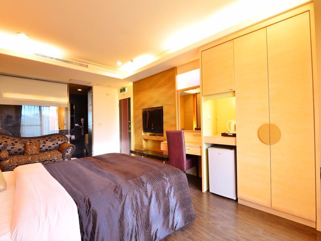 Tranquil Sea Vacation Hotel Kenting Bagian luar foto