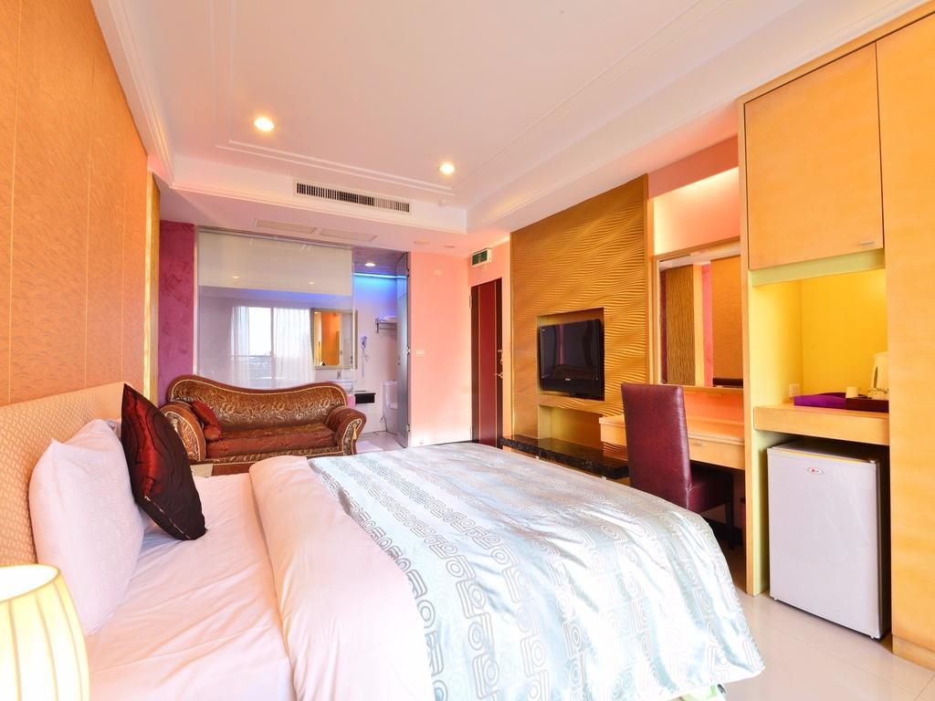 Tranquil Sea Vacation Hotel Kenting Bagian luar foto