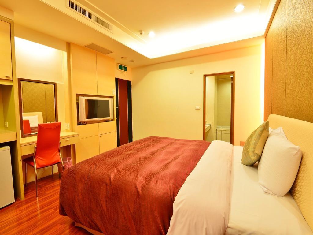 Tranquil Sea Vacation Hotel Kenting Bagian luar foto